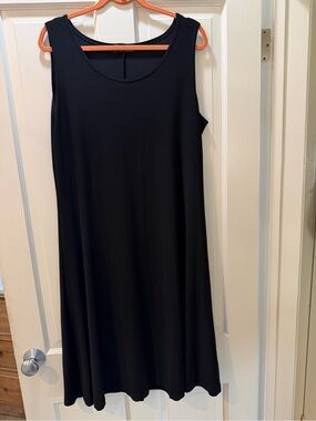 Sympli Sleeveless Black Dress Size 16 Made in Canada Midi A-Line Jersey Knit